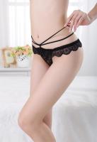 Кружевные стринги с оборкой