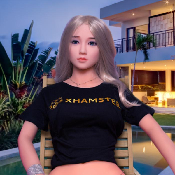 Идеальная секс кукла от xHamster – xHamsterina Monika. Idoll – Италия, премиум класс!